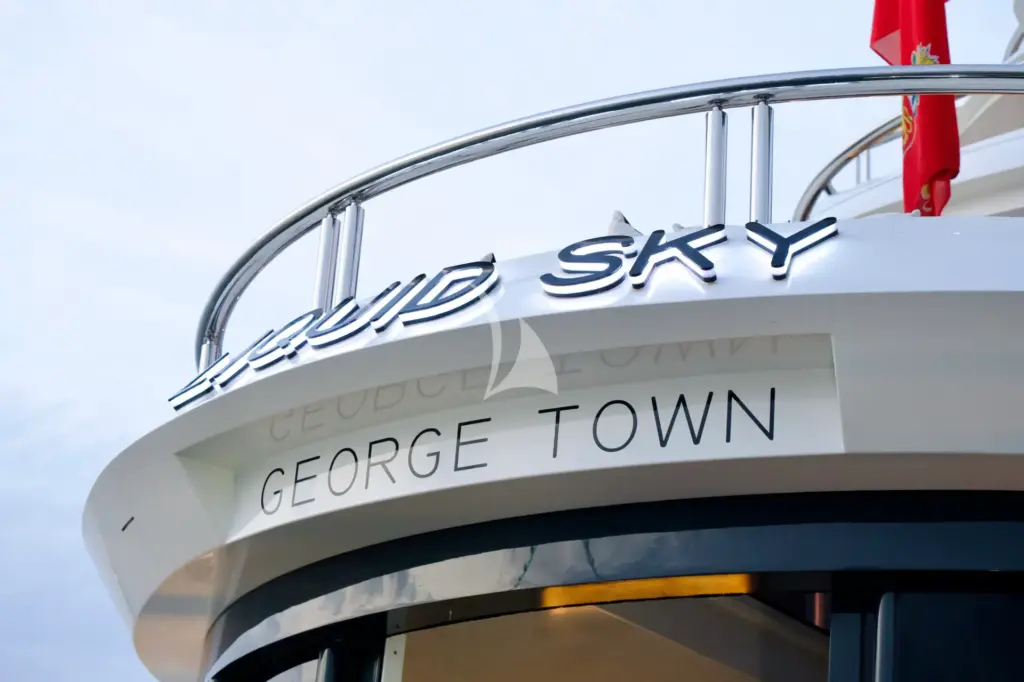 LIQUID SKY - Image 5