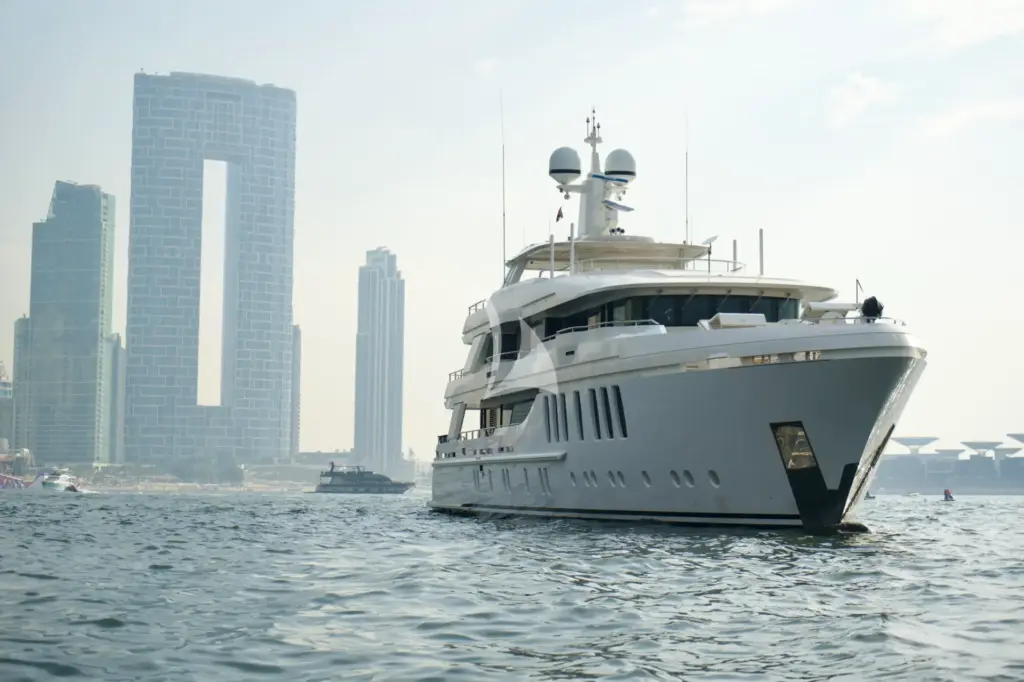 LIQUID SKY - Aft View