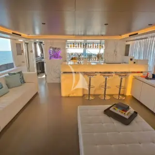 Upper Deck Salon