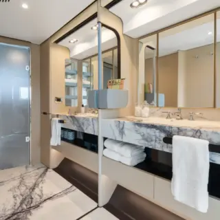 FREEDOME - Master Stateroom Ensuite