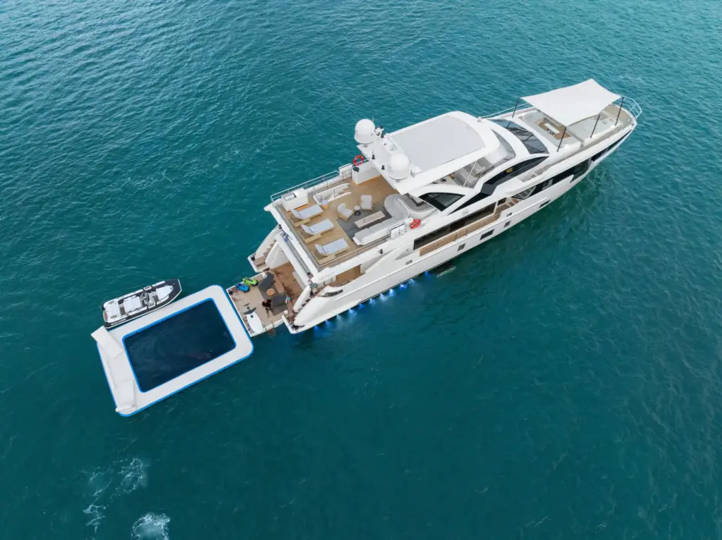 FREEDOME - Overhead Water toys