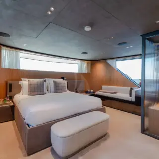NEW YORK - MASTER CABIN
