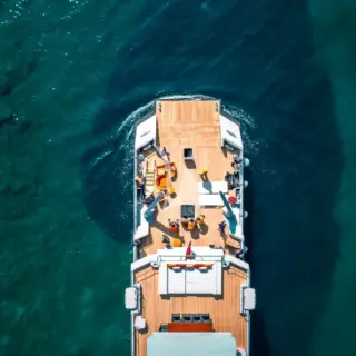 CARMEN -Aft deck with transformer platform
