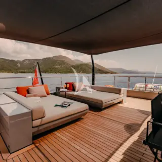 Carmen Exterior - Sky Lounge