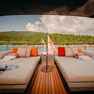 Carmen Exterior - Sky Lounge