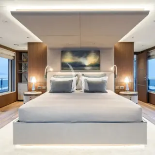 Upper deck - Owner's suite