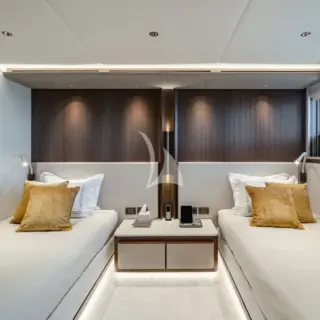 Twin cabin