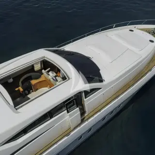 SEA LADY bow view