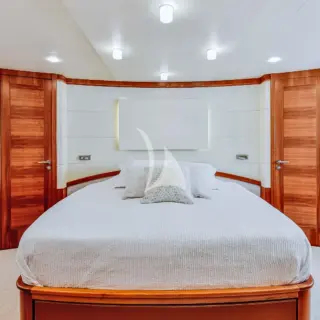 SEA LADY Master cabin