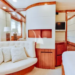 SEA LADY Sofa in Master cabin