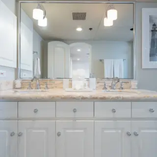 DOUBLE/TWIN ENSUITE