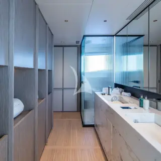 Master Suite Bathroom
