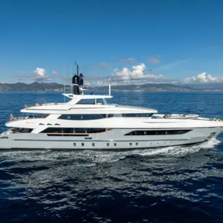 PORTSIDE PROFILE