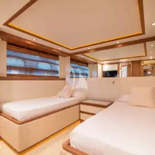 B TWO - Image 3