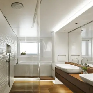AMIKA - Owner's en suite