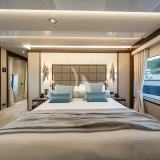 HIGH ENERGY master state room