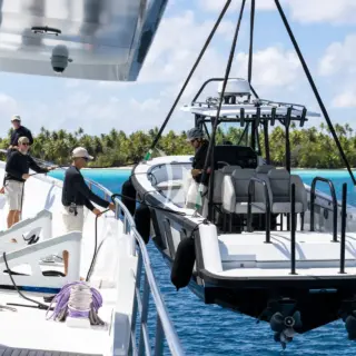 9m Custom tender with center consul, Boston Boatworks 30ft