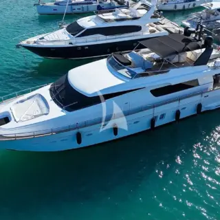 Bird eye view, bow-port-side