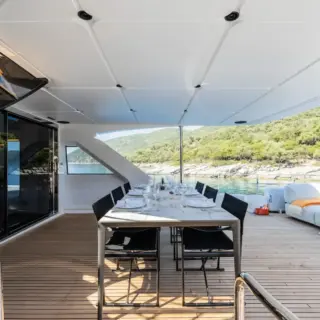 Upper Deck Dining