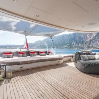 Upper deck aft