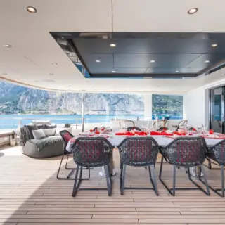 Upper deck aft dining area