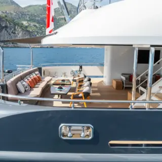 STARBURST III - Main deck aft seating area