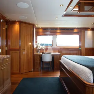 Master Stateroom - ondeck