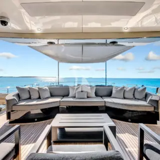 Main deck aft