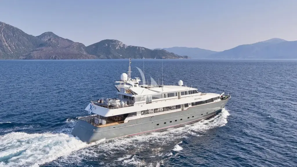 BELLA STELLA - Image 2