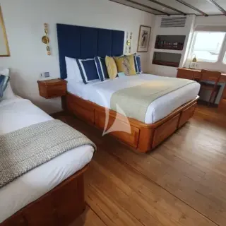VIP cabin 4