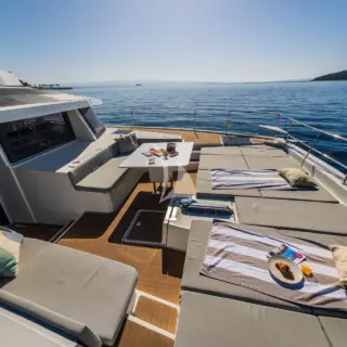 OCEAN LOUNGE - Image 4