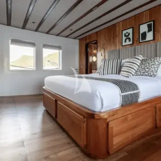 Double cabin 2