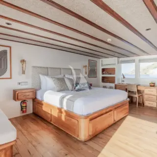 VIP cabin 4