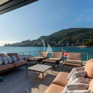 Sun deck