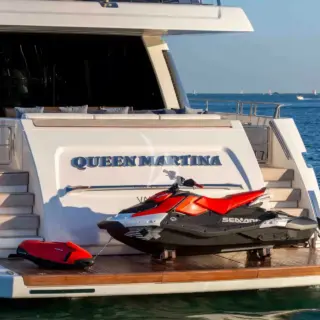 QUEEN MARTINA - Image 24