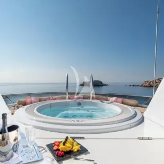 Jacuzzi