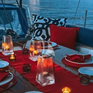 DARK STAR OF LONDON - Outdoor Dining