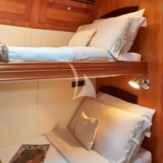 DARK STAR OF LONDON - Guest Cabin 3