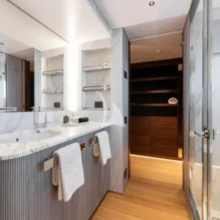 NORTHERN ESCAPE | Master Ensuite