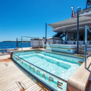 NORTHERN ESCAPE | Beach Club Infinity Pool