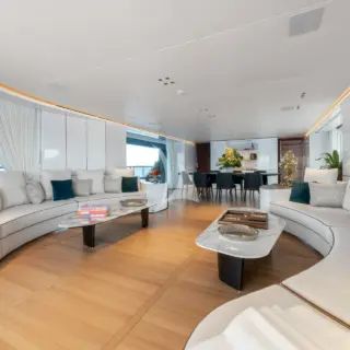 NORTHERN ESCAPE | Main Salon