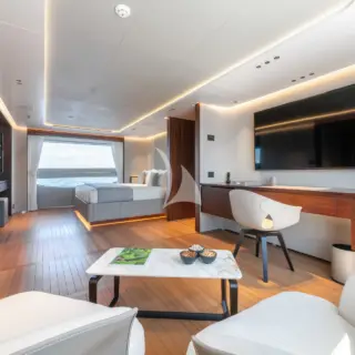 NORTHERN ESCAPE | Master Cabin