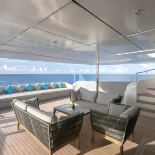 Main deck aft