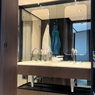 FAST - Bathroom