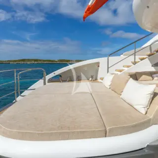 BACK 9 AND A HALF - Image 7