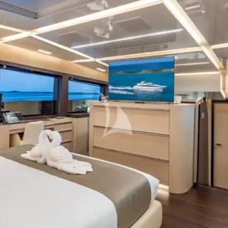 BACK 9 AND A HALF - Master Suite 