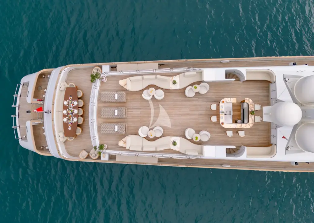 ISABELL PRINCESS OF THE SEA - Sundeck