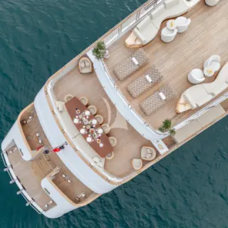 ISABELL PRINCESS OF THE SEA - Image 3