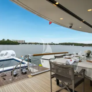 Alfresco Dining Aft Deck