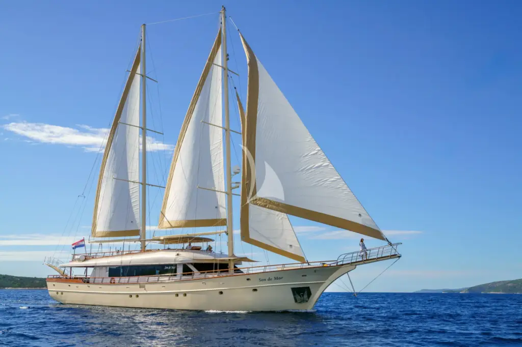 SON DE MAR - Image 3